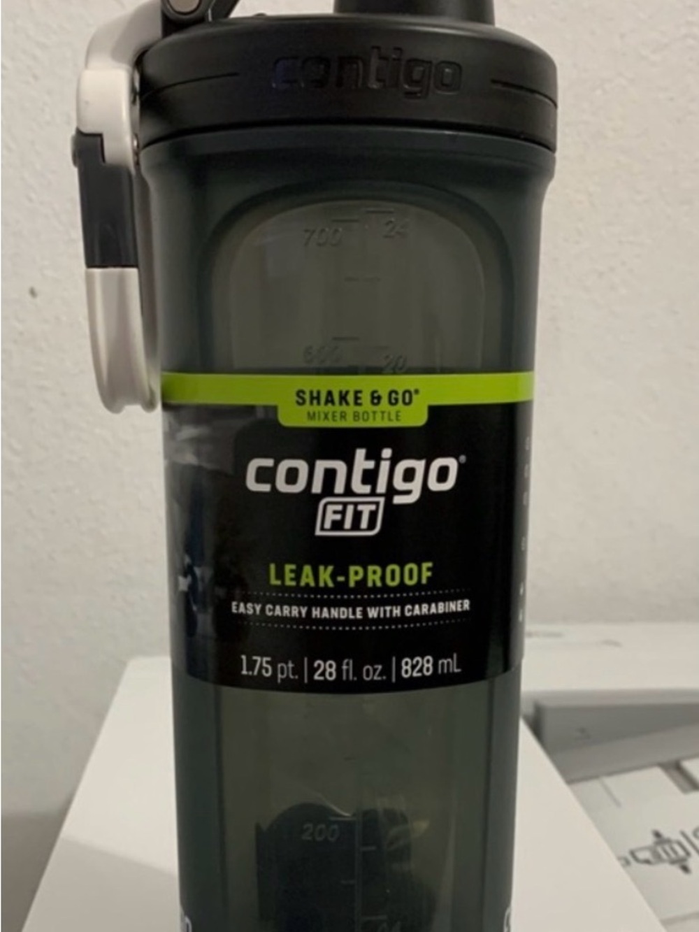 Contigo Fit Shake & Go Mixer Bottle - Sake color